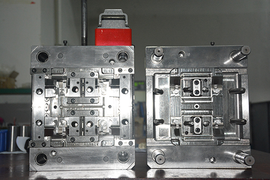 塑膠件壁厚設計不合理會有哪些影響？該怎樣改善？
