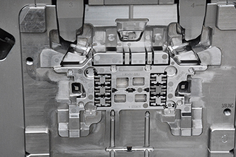 螺紋部分設(shè)計(jì)回轉(zhuǎn)脫模機(jī)構(gòu)有哪些注意事項(xiàng)？