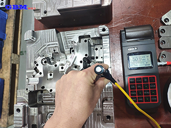 注塑模具制造有哪些常用的質(zhì)量檢測(cè)設(shè)備？（二）