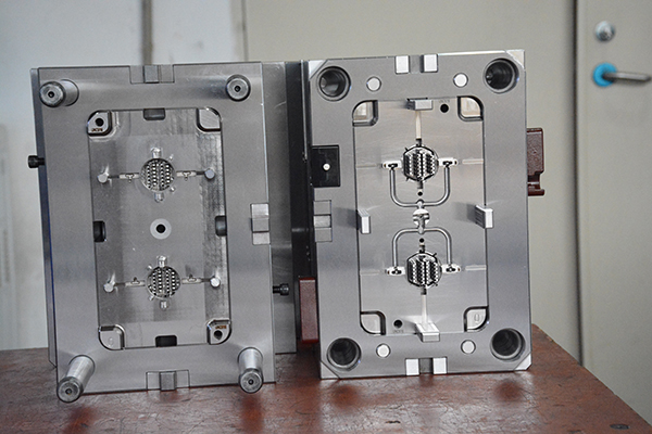 手機(jī)pc注塑 手機(jī)pc注塑