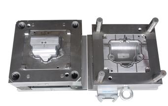 注塑模具加工有哪幾個(gè)特點(diǎn)？