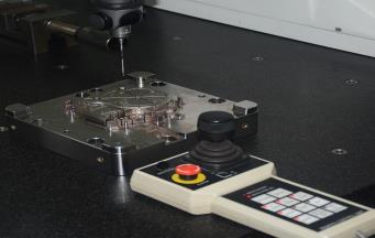 如何優(yōu)化精密模具的設(shè)計(jì)和加工技術(shù)？