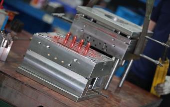 閑置的注塑模具重新啟用前要做哪些保養(yǎng)工作？