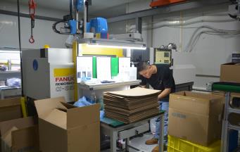 peek材料注塑成型的模溫是多少？