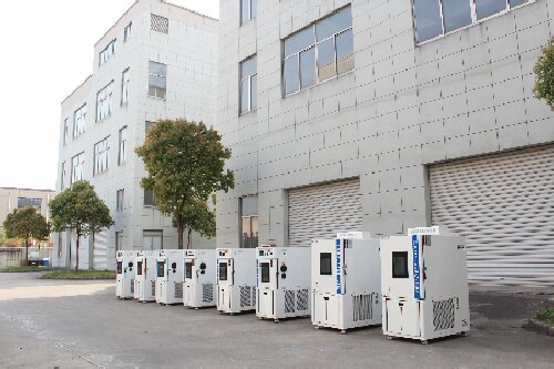 從性能到服務(wù):恒溫恒濕試驗箱八大品牌測評